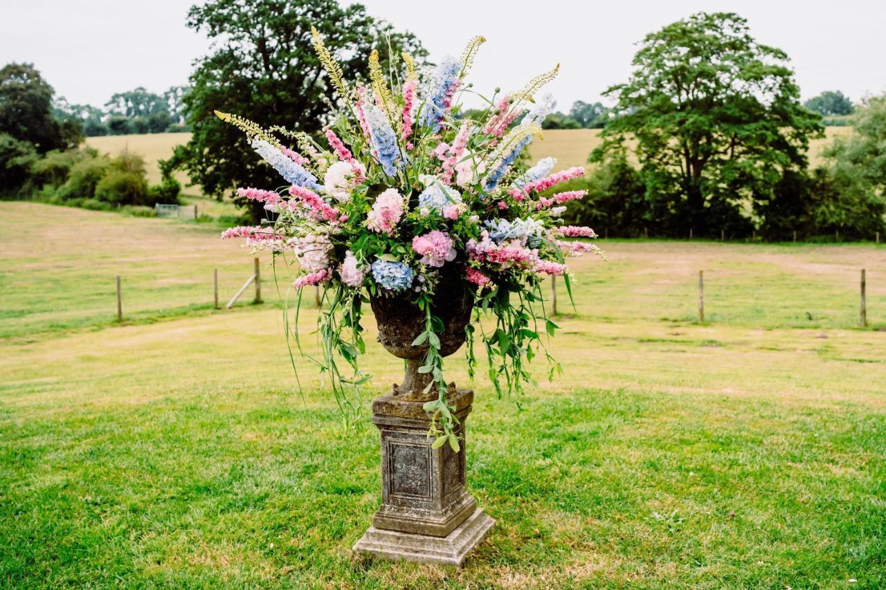 Slapton Manor Towcester Esterno foto